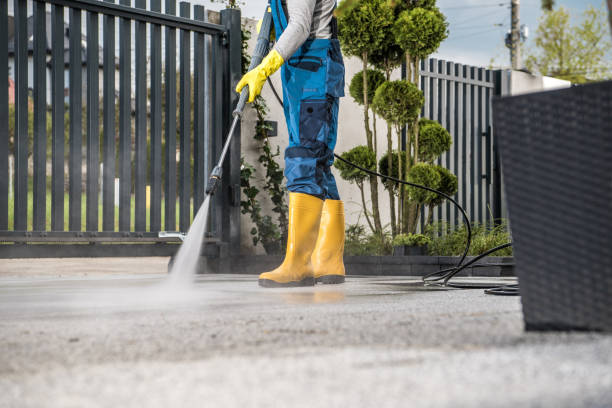 Why Choose Our Certified Pressure Washing Experts for Your Project Needs in Foothill Farms, CA?